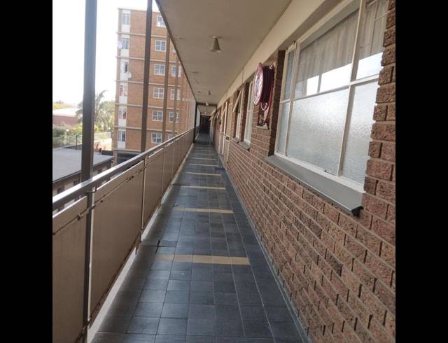 4 BEDROOM APARTMENT FOR SALE IN SUNNYSIDE